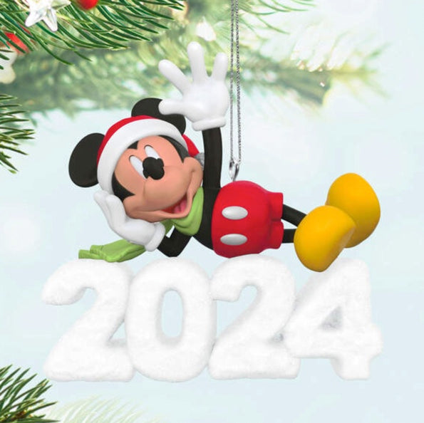 A Year of Disney Magic
Disney Mickey Mouse